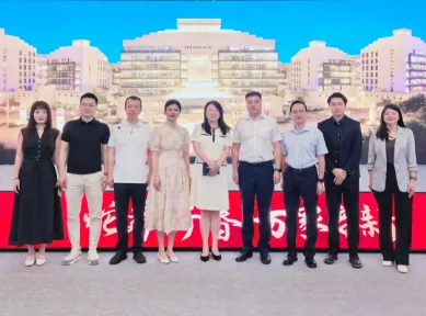 Sun Yugang, CEO of Modern Dairy, and his delegation visited Guolian Shares&rsquo; Grain & Oil Duoduo platform.