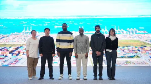 北京加纳侨民协会主席阿武杜（Kwan A-wu-du）及代表团访问IBITDD。